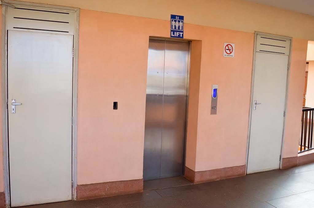 Sky Hotel Nairobi Kültér fotó